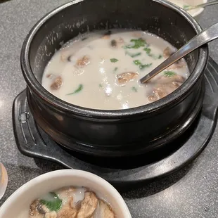 Tom Kha