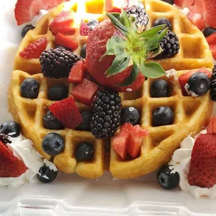 Gingerberry Waffles