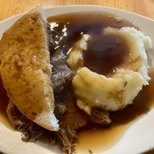 Half order of hot roast beef open faced sandwich
