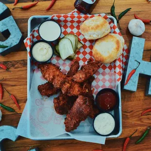 fried chicken wings, bbq wings, poultry, bbq chicken, chicken, fried chicken, food, chicken wings and fried chicken, chicken wings