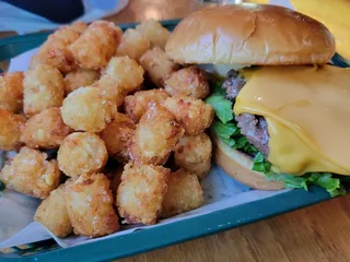 J&B's Sports Bar & Blue Ribbon Taproom