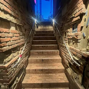 Stairs leaning to the restaurant