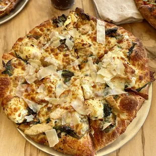 Spinach Chicken Pizza