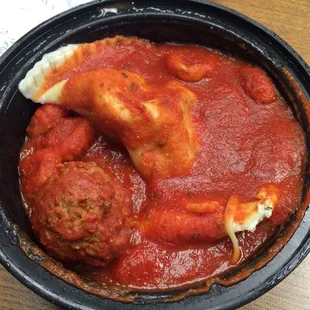 Gino's Pasta Sampler (stuffed shell, lasagna, gnocchi, ravioli, spaghetti &amp; meatball)