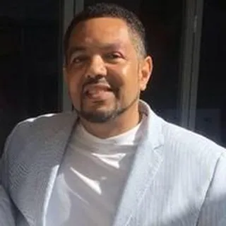 Alan W.