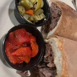 Italian Beef! And those black cups...they went right on top!!