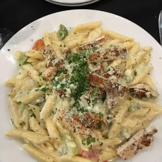 Penne Pasta Chicken Gorgonzola