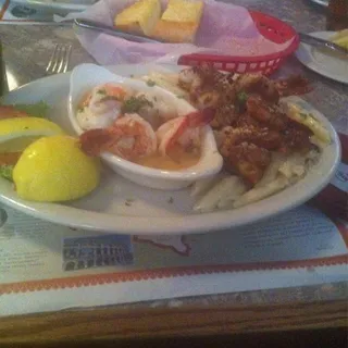 Shrimp Scampi & Blackened w/ Penne Alfredo