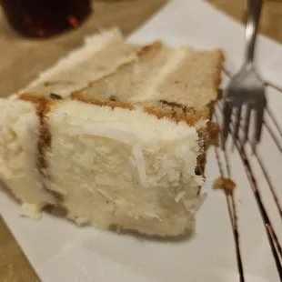 Italian cream cake