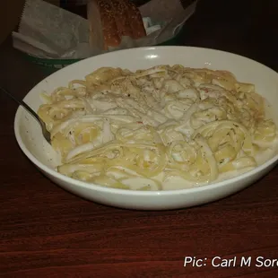 Fettuccini Alfredo with shrimp