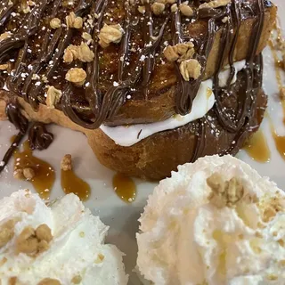 Nutella Stuffed Toast
