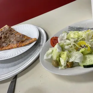 Single sausage NY slice with side salad