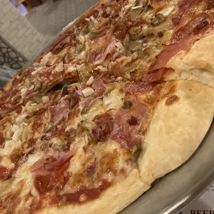 Gino's Ginos Special Pizza without green pepper