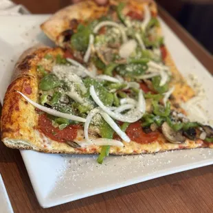 Deluxe Specialty Pizza New York Style