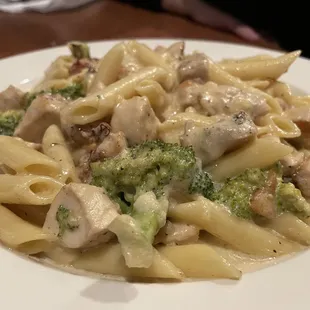 Chicken and Broccoli. Yumm