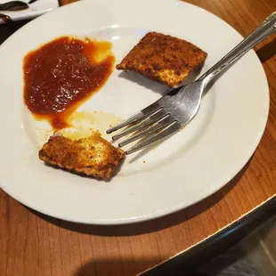 Fried ravioli with marinara sauce