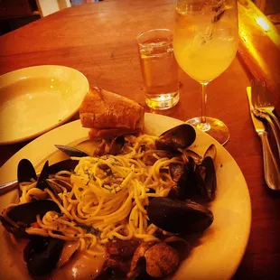 Mixed Shell Steamers