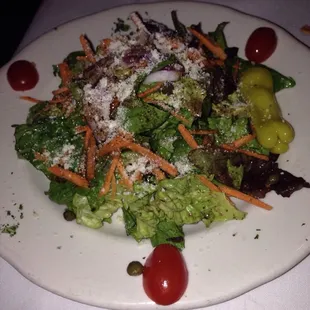 Mamma&apos;s Salad