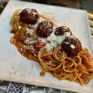 Spaghetti with Meatballs