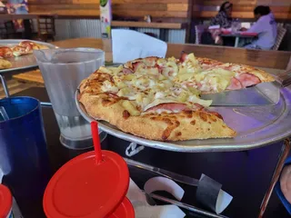 The Pizza Place & Sports Bar