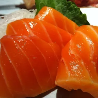Sake sashimi