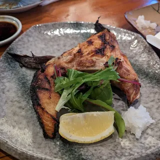 Hamachi Kama