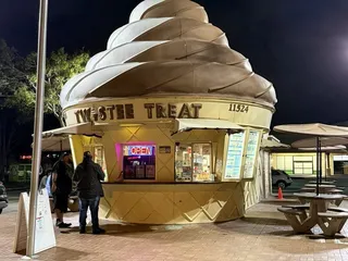 Twistee Treat