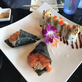 HR11 Salmon Skin Hand Roll 1pc
