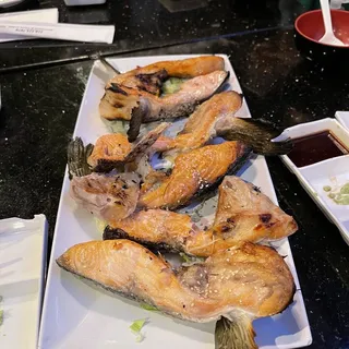 Yellowtail Collar Plate Lunch