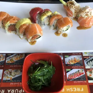 FR10 Salmon Delight Roll 4pcs