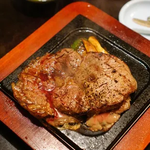 Ribeye Steak Ishiyaki - IG: @nelson_eats