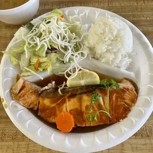 Salmon plate