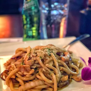 Yaki Stir-Fried Udon Noodles with Chicken and Vegetables Lunch