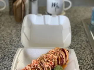 E J China Bistro & Sushi