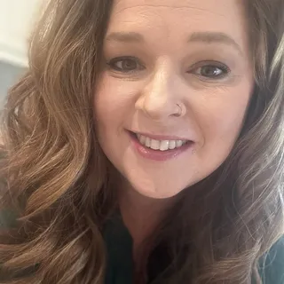 Lindsey T.