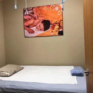 Futon room