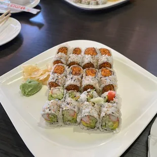 sushi, sashimi, sushi and sashimi, food