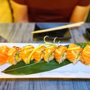 Orange Salmon | www.moniquedao.com