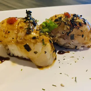 Hokaido Scallop Sushi
