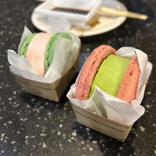 Macaron Ice Cream -- only dessert available, hard/stale :(
