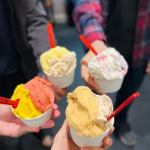 Mango and strawberry Salted caramel and hazel nuts Cherry Apricot and hazel nuts chocolate