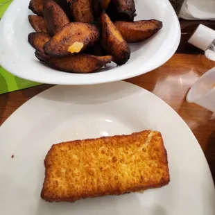 Platanos Maduros Fritos con Queso Frito