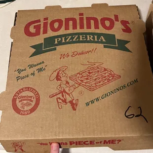 Gionino's medium pizza box