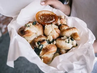 Colosseum New York Pizza