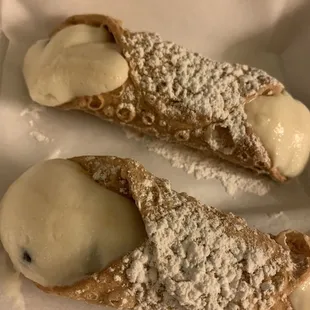 Sicilian Cannoli