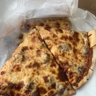 Sausage and cheese pizza