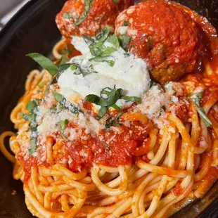 Spaghetti / meatballs