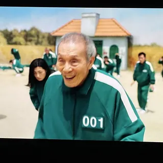 G M.
