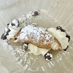 Small Cannoli