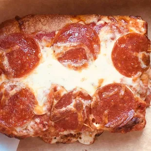 Sicilian Pizza Slice-Pepp